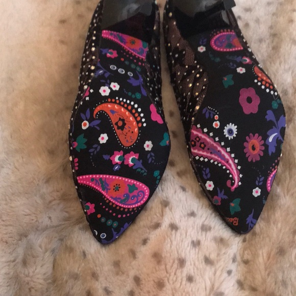 Betseyville Shoes - Picture 3 of 6